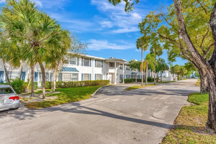 Picture of 6700 NE 22Nd Way 2212, Fort Lauderdale FL 33308