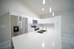Picture of 2917 28Th St Sw, Lehigh Acres, FL 33976