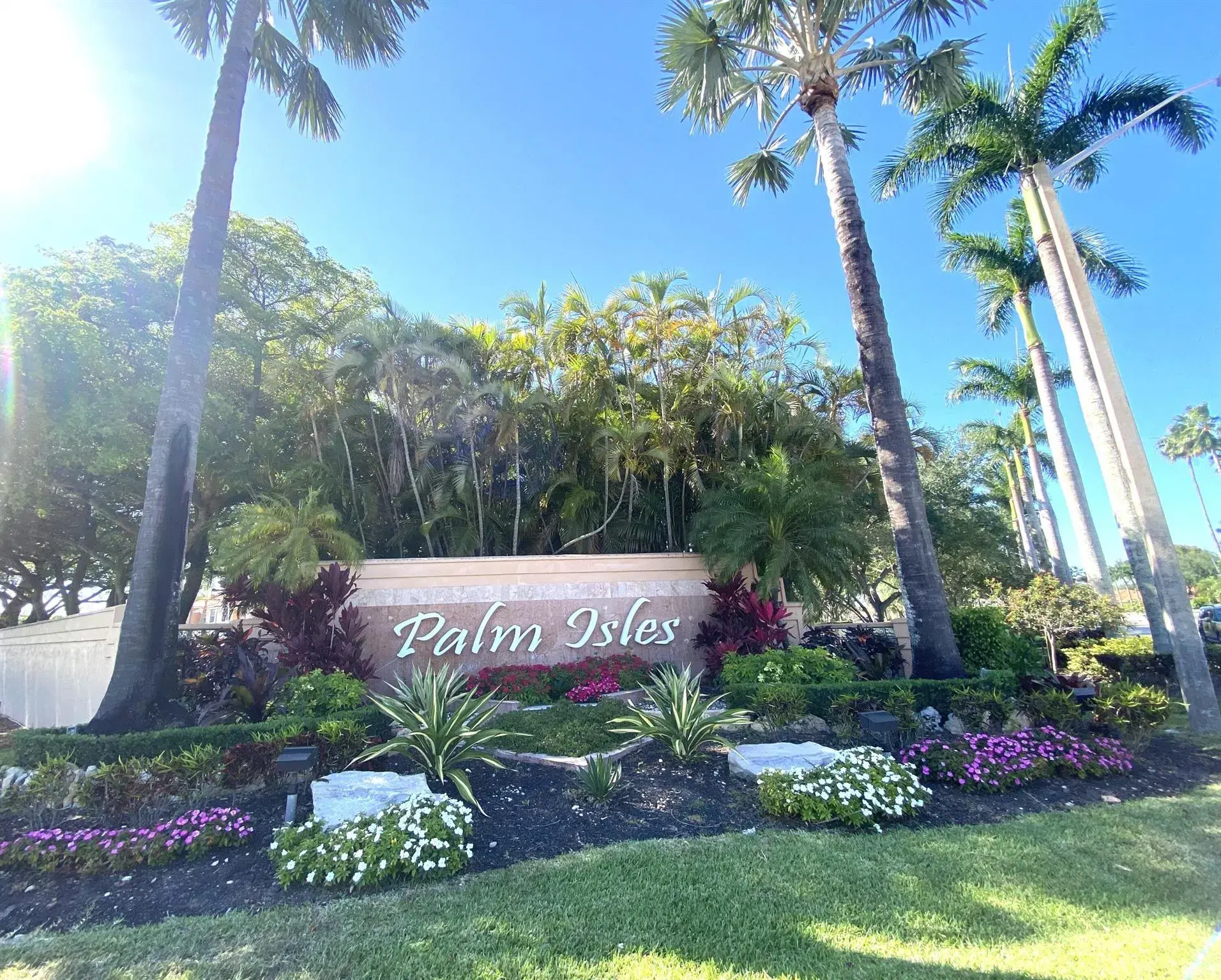 Picture of 9934 Harbour Lake Circle, Boynton Beach, FL 33437