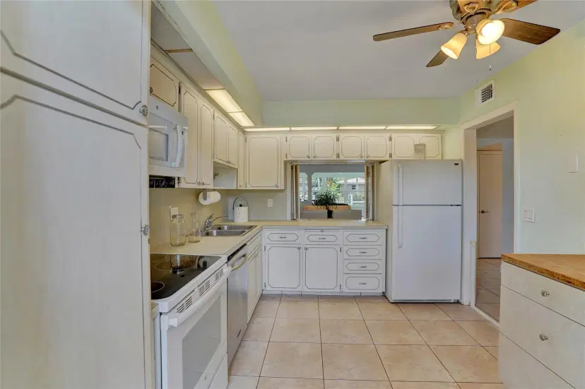 Picture of 3111 NE 51St St 106C, Fort Lauderdale FL 33308