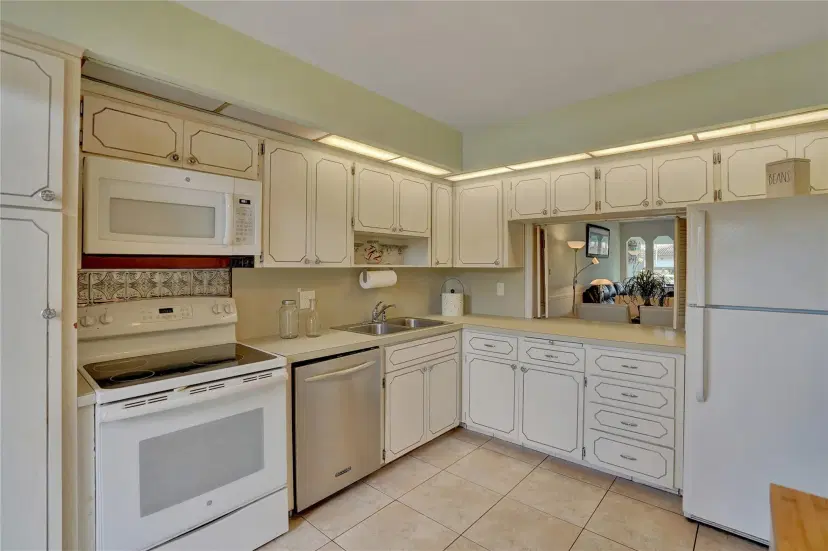 Picture of 3111 NE 51St St 106C, Fort Lauderdale FL 33308