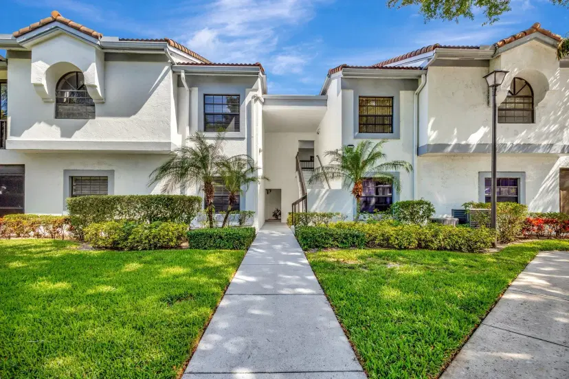 Picture of 5439 Verona Dr Drive P, Boynton Beach FL 33437