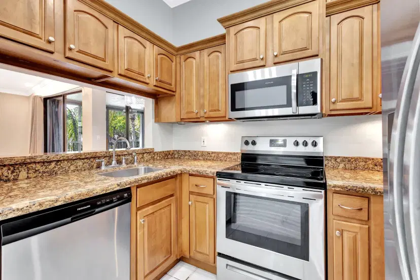 Picture of 5439 Verona Dr Drive P, Boynton Beach FL 33437