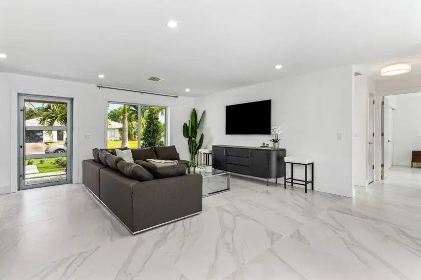 Picture of 902 SW 27Th Place, Boynton Beach FL 33435