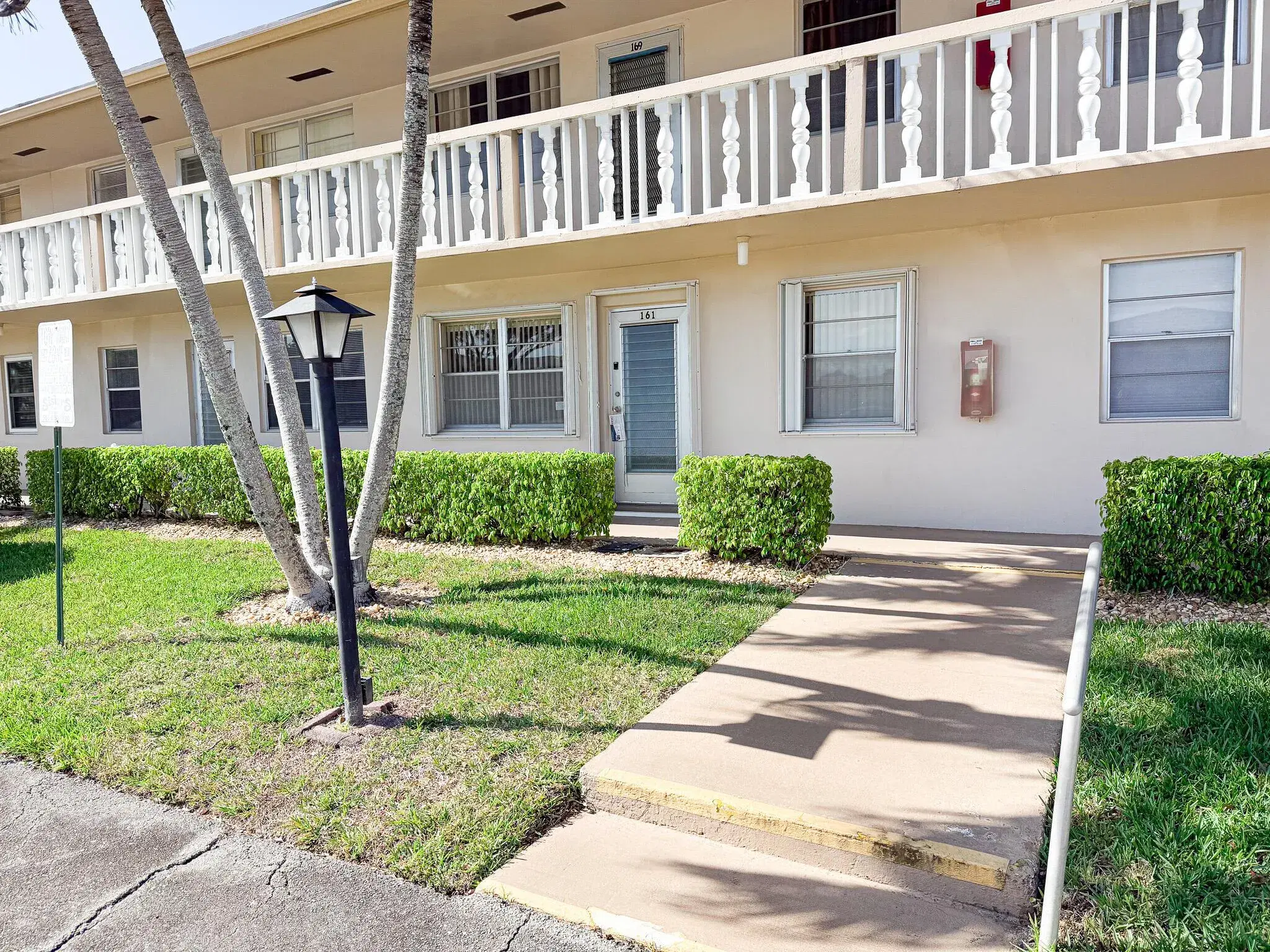 Picture of 161 Kent J, West Palm Beach, FL 33417