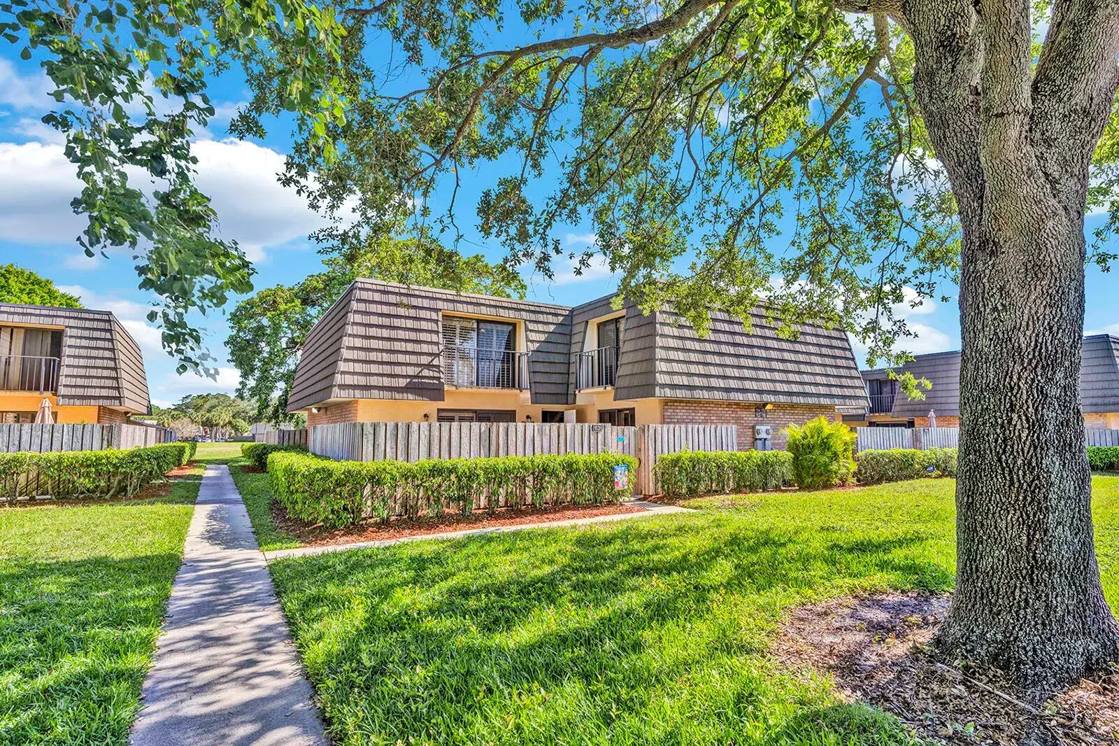 Picture of 113 1St Way, West Palm Beach, FL 33407