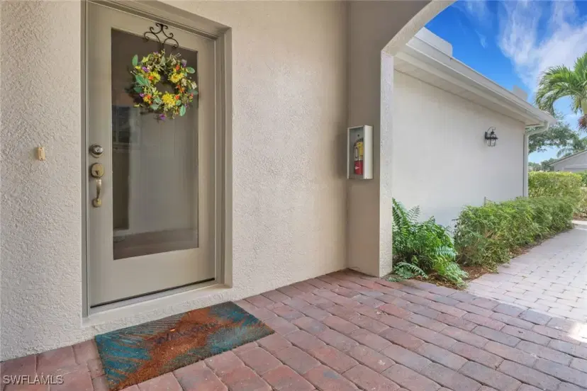 Picture of 13020 Pebblebrook Point Cir 202, Fort Myers FL 33905