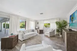 Picture of 2085 Alamanda Dr, Naples, FL 34102