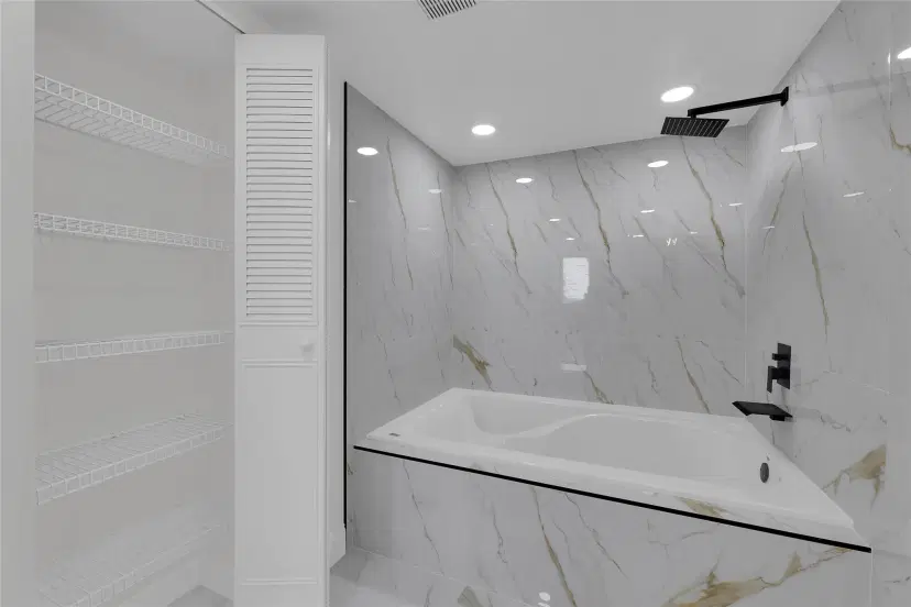 Picture of 5260 NW 2Nd Ave Ph-5, Boca Raton FL 33487