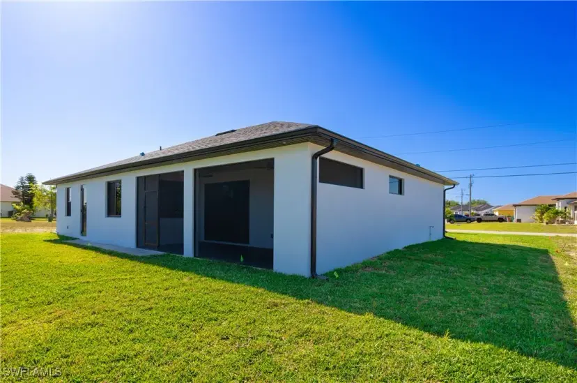 Picture of 313 NE 5Th Ter, Cape Coral FL 33909