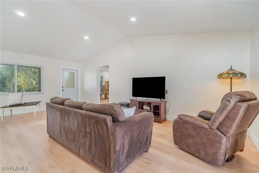 Picture of 4618 Sierra Ln, Bonita Springs FL 34134