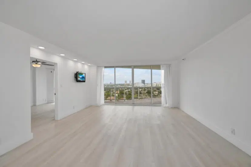 Picture of 3640 Yacht Club Dr 1501, Aventura FL 33180