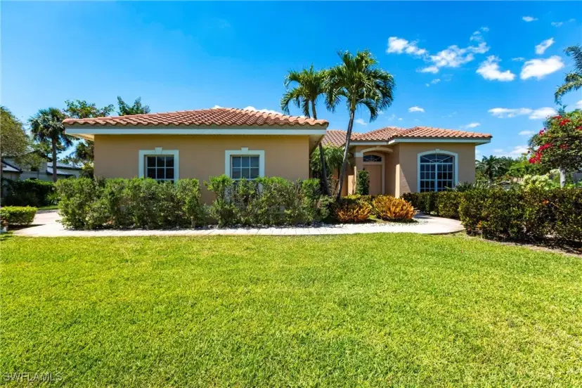 Picture of 15420 Greenock Ln, Fort Myers FL 33912
