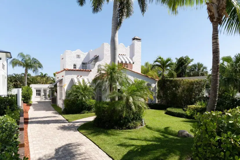 Picture of 359 E Lakewood Road, West Palm Beach FL 33405