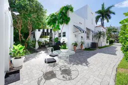 Picture of 359 E Lakewood Road, West Palm Beach, FL 33405
