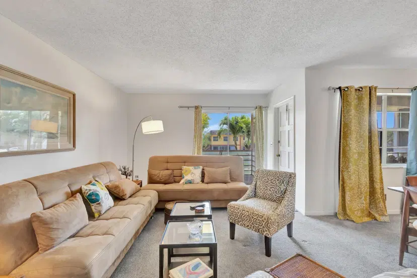 Picture of 52 Plymouth F, West Palm Beach FL 33417