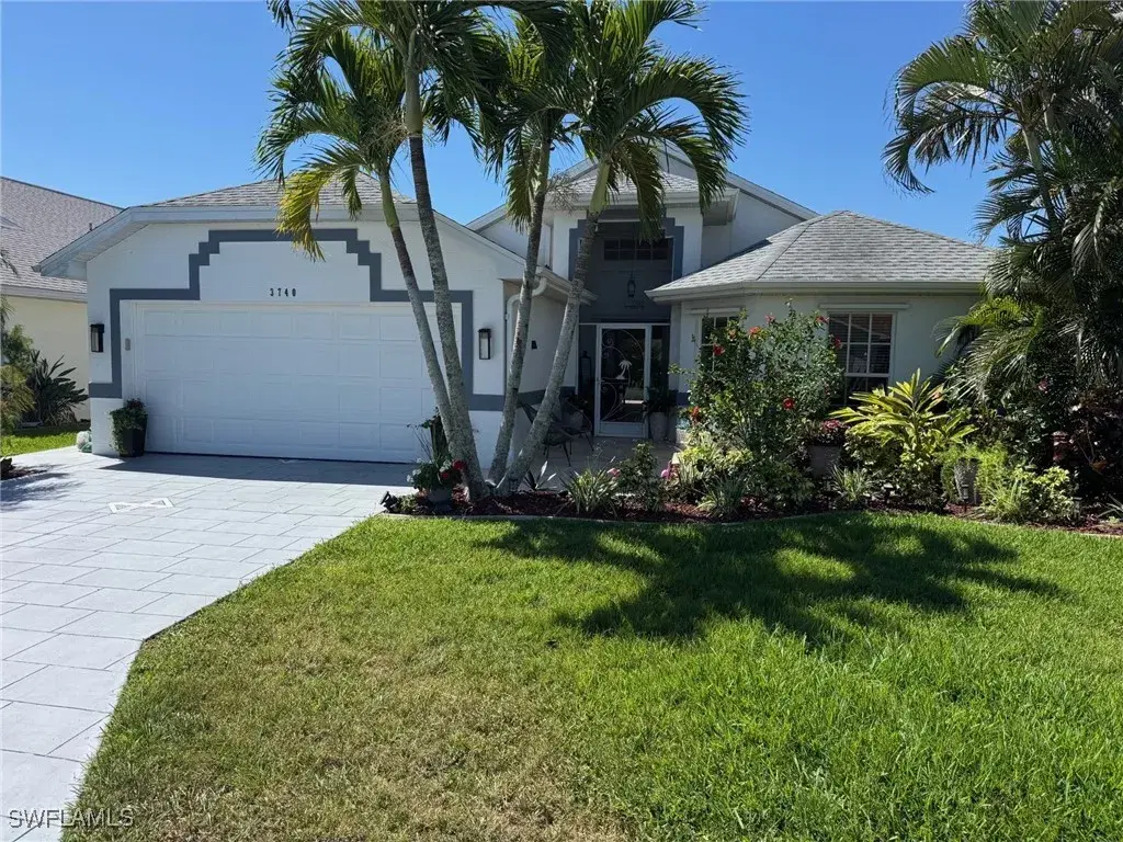Picture of 3740 Gloxinia Dr, North Fort Myers, FL 33917