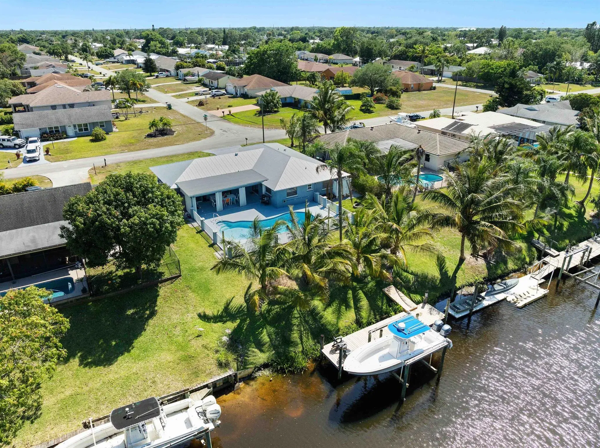 Picture of 641 SE Whitmore Drive, Port St Lucie, FL 34984