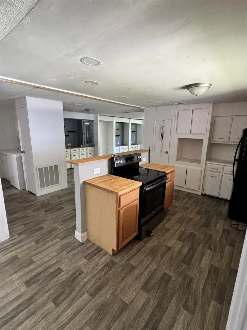 Picture of 720 NW 214Th Ave, Pembroke Pines FL 33029
