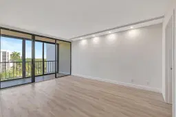 Picture of 7802 Lakeside Boulevard 764, Boca Raton, FL 33434