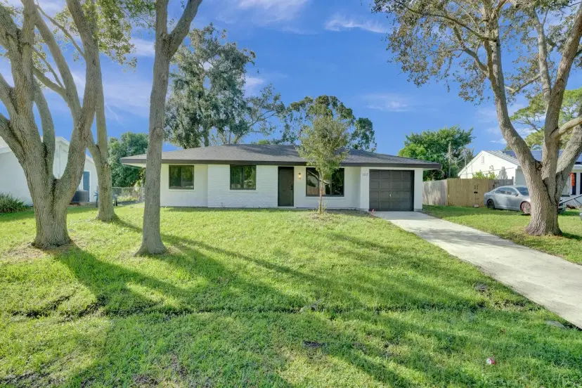 Picture of 1117 SE Stewart Road, Port St Lucie FL 34952