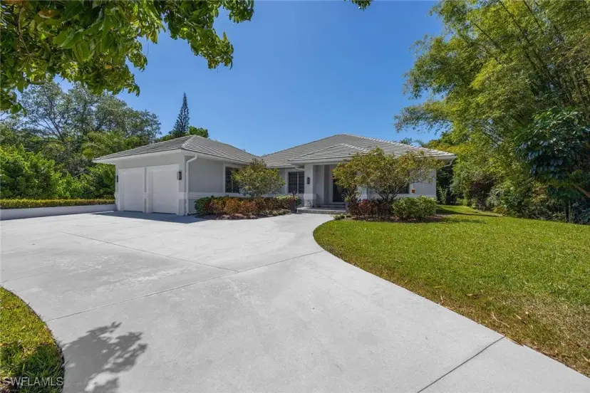 Picture of 5730 Golden Gate Pkwy, Naples FL 34116