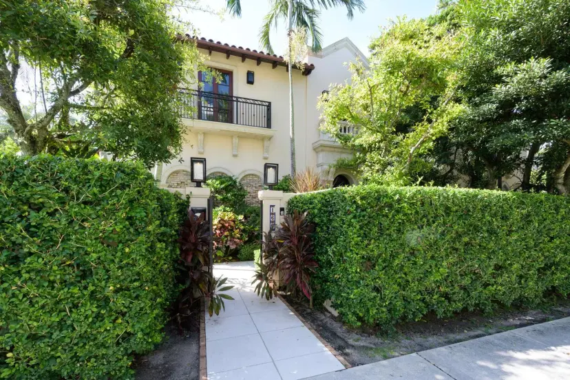 Picture of 160 Sunset Avenue, Palm Beach FL 33480