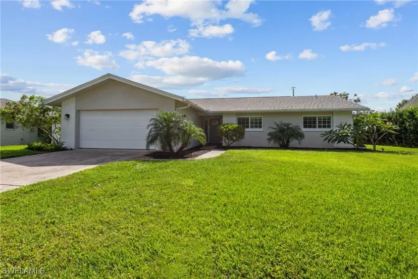 Picture of 1016 Shaddelee Ln E, Fort Myers FL 33919