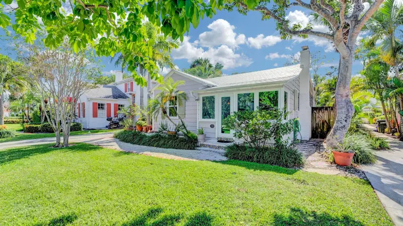 Picture of 42 Palm Square, Delray Beach FL 33483