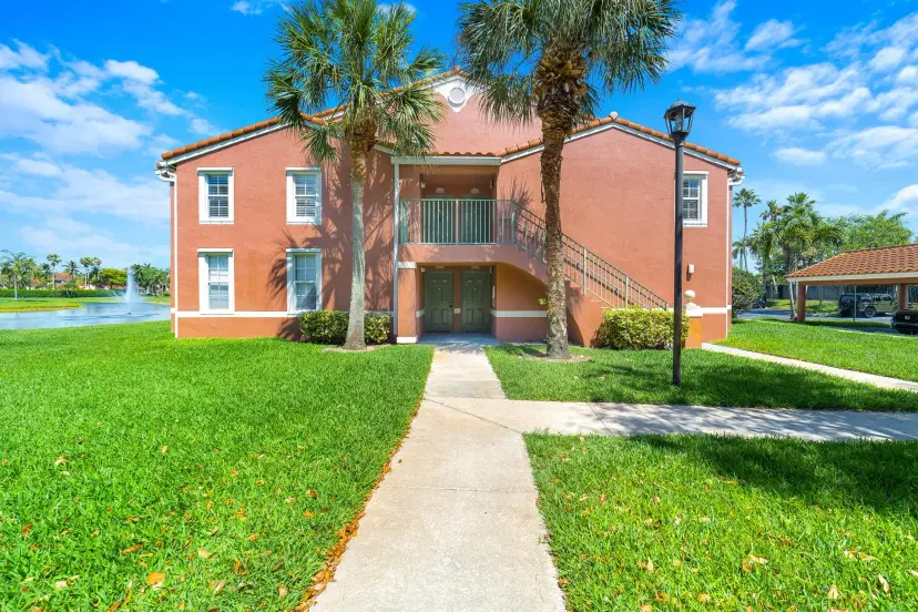 Picture of 7888 Sonoma Springs Circle 201, Lake Worth FL 33463