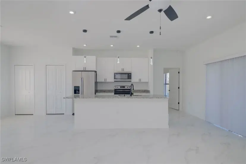Picture of 2107 Jefferson Ave, Alva FL 33920