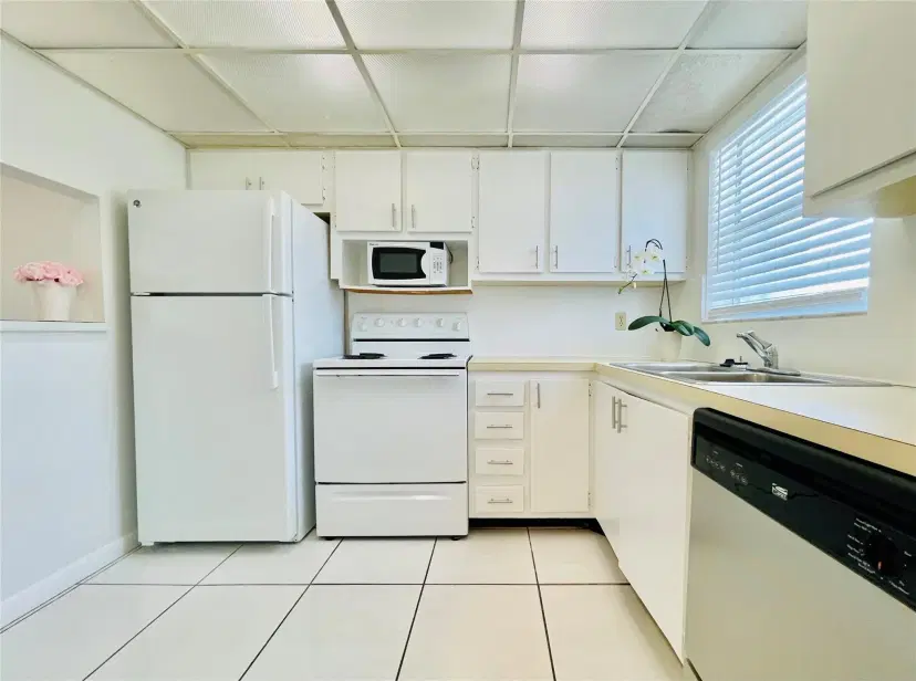 Picture of 6600 Royal Palm Blvd 203, Margate FL 33063