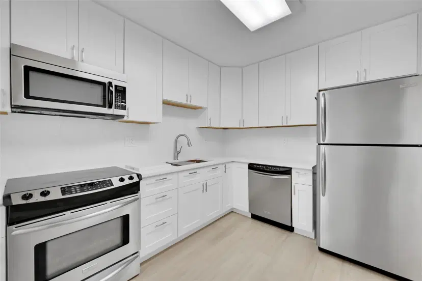 Picture of 2801 N Palm Aire Dr 201, Pompano Beach FL 33069