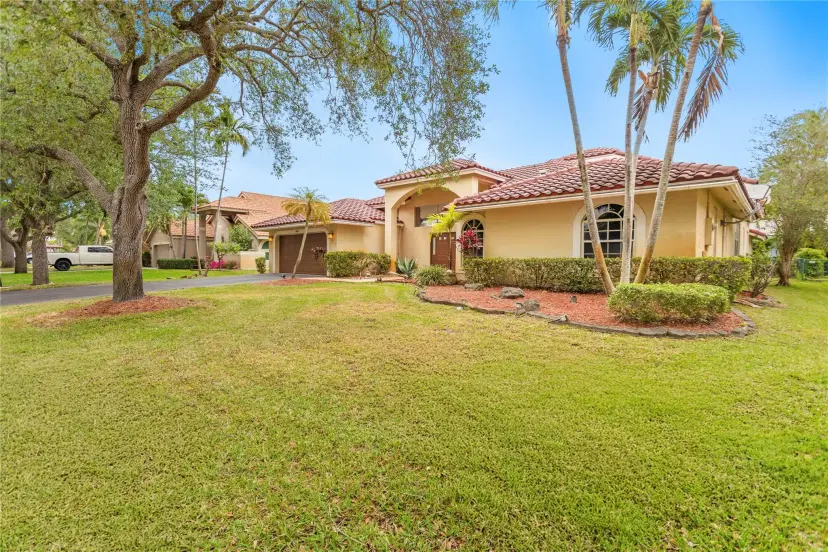 Picture of 4841 NW 104Th Ln, Coral Springs FL 33076