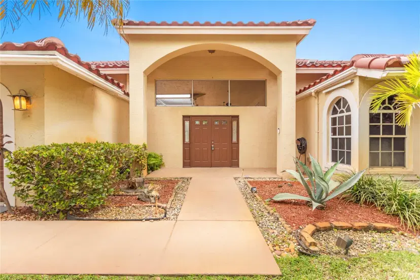 Picture of 4841 NW 104Th Ln, Coral Springs FL 33076