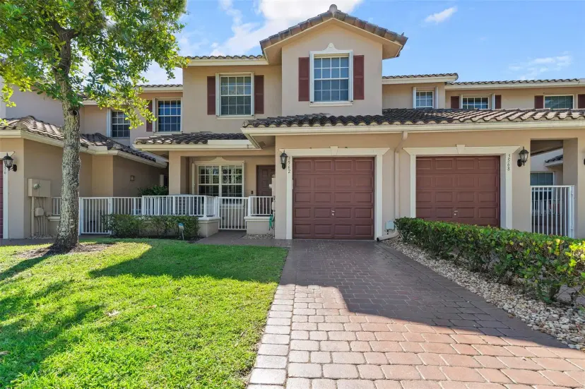 Picture of 3562 Parkside Dr 0, Davie FL 33328