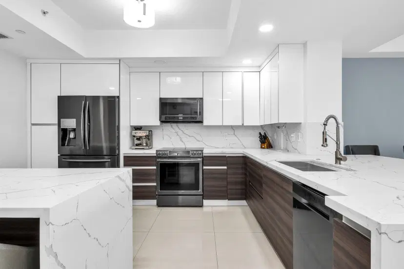 Picture of 3330 NE 190Th Street 1911, Aventura FL 33180