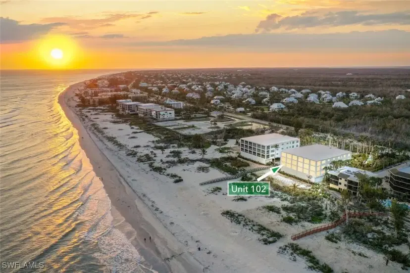 Picture of 2549 W Gulf Dr 102, Sanibel FL 33957