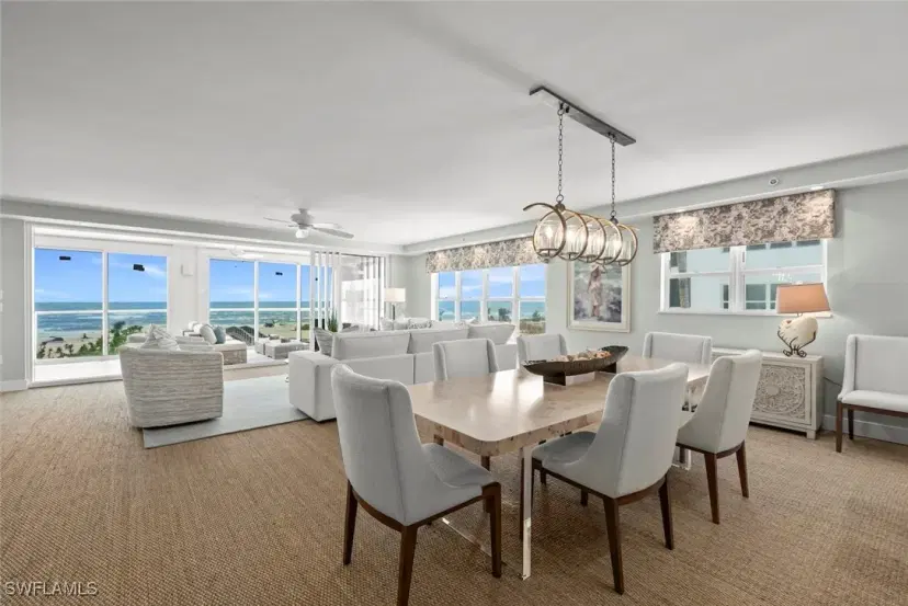 Picture of 2549 W Gulf Dr 102, Sanibel FL 33957