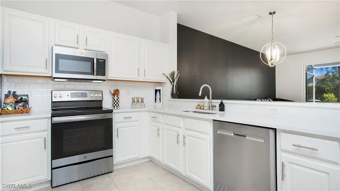 Picture of 16242 Ravina Way 85, Naples, FL 34110
