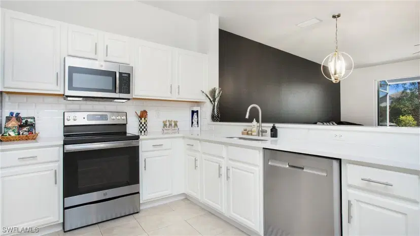 Picture of 16242 Ravina Way 85, Naples FL 34110