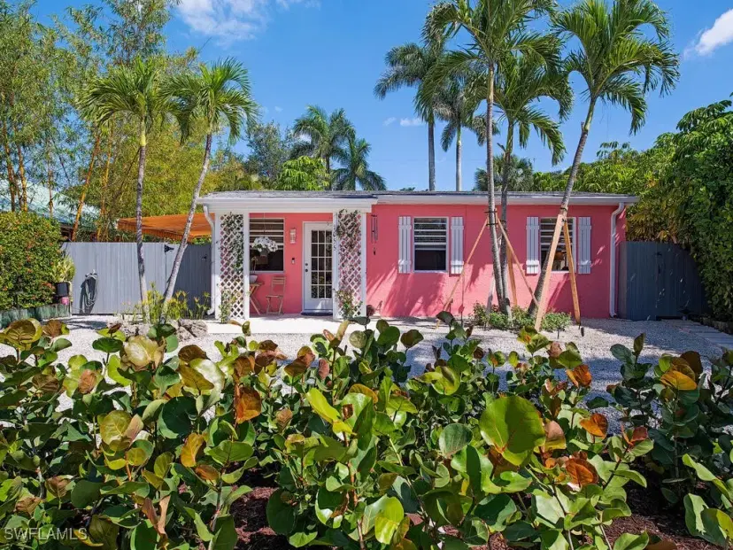 Picture of 1055 8Th Ave N, Naples FL 34102