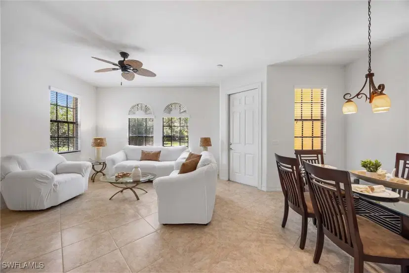 Picture of 9134 Chula Vista St 125, Naples FL 34113