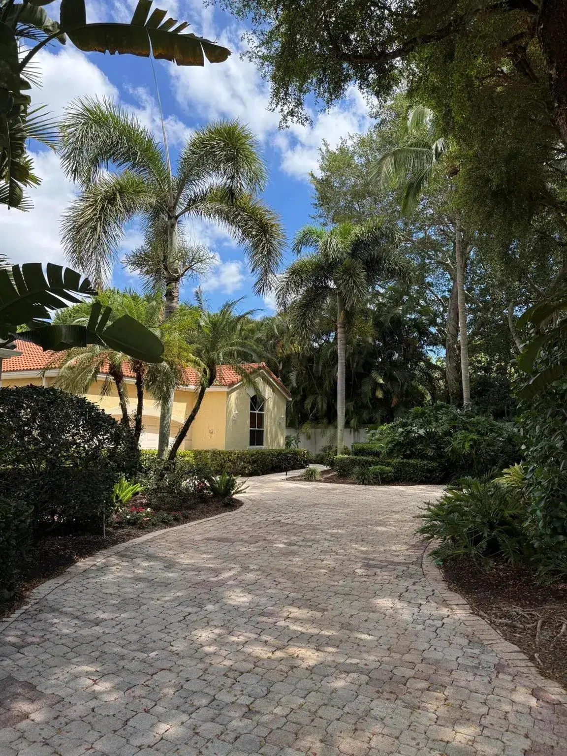 Picture of 100 Sunset Bay Drive, Palm Beach Gardens, FL 33418
