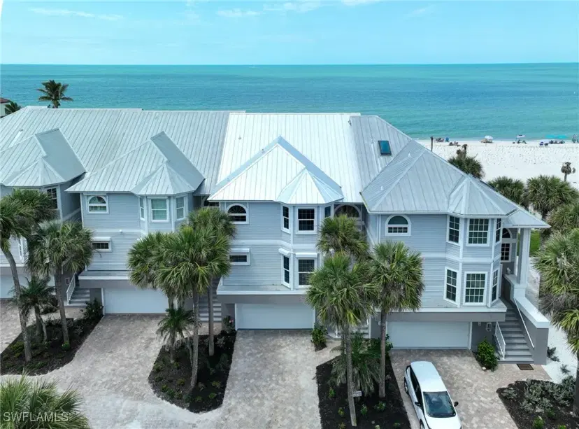 Picture of 145 Barefoot Cir 4-4, Bonita Springs FL 34134