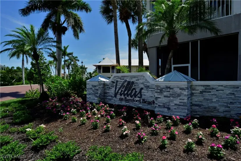 Picture of 145 Barefoot Cir 4-4, Bonita Springs FL 34134