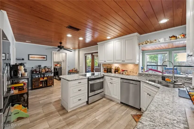 Picture of 7438 Sea Island Rd, Fort Myers FL 33967