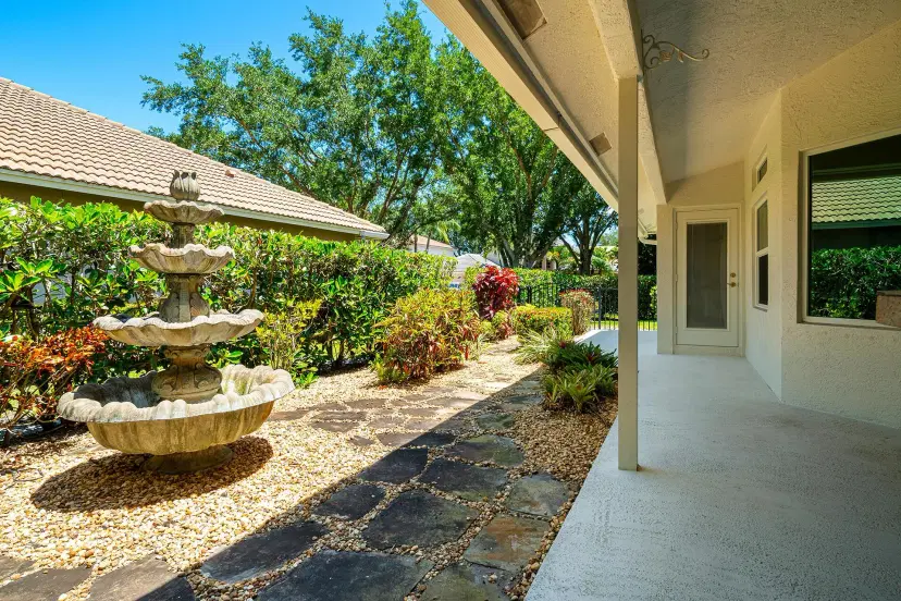 Picture of 1167 Egret Circle S, Jupiter FL 33458