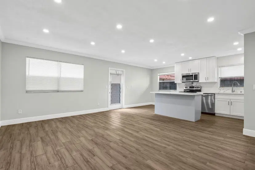 Picture of 116 Seville D, Delray Beach FL 33446