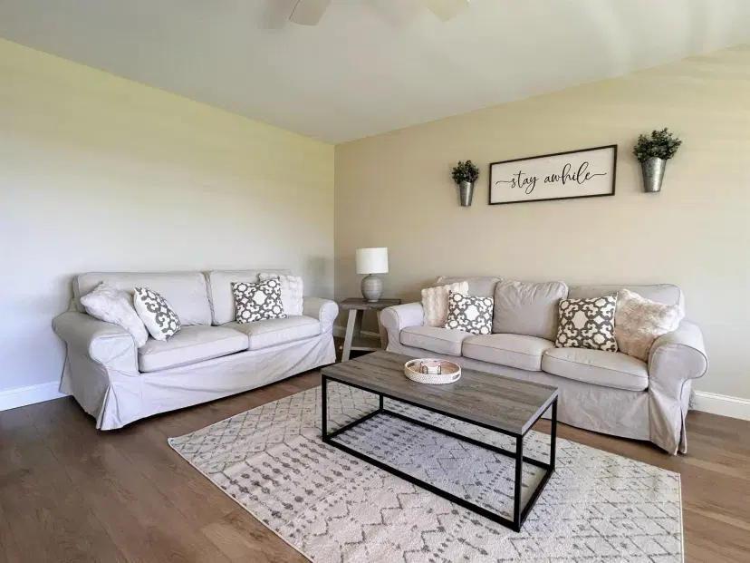 Picture of 620 Horizons W 201, Boynton Beach FL 33435